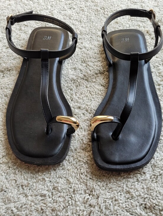 H&M Shoes - Contemporary In Style, Elegant In Details Size 7 NEW